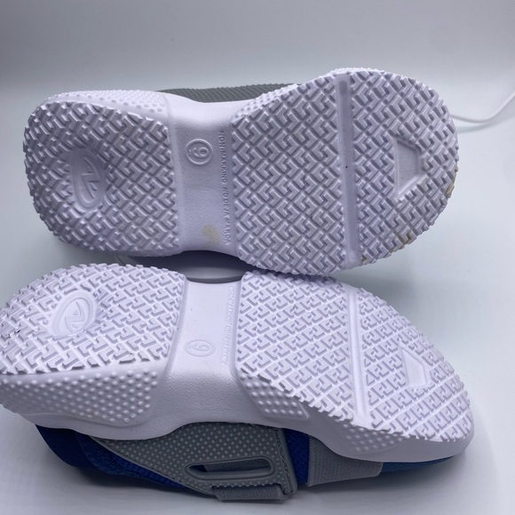 Athletic Works Toddler Shoes - Picture 2 of 5